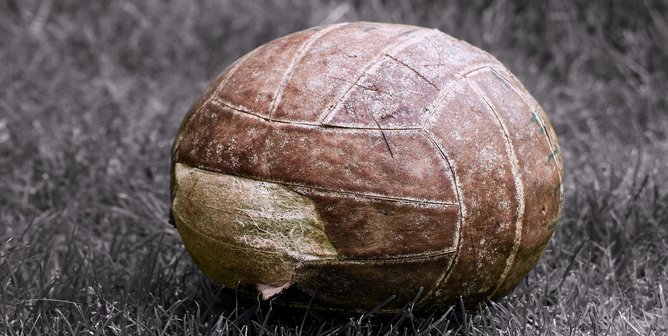 rsz ball football old ragged