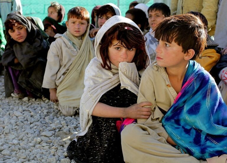 Afghanistan Boy Girl Poverty Afghani Children 63175