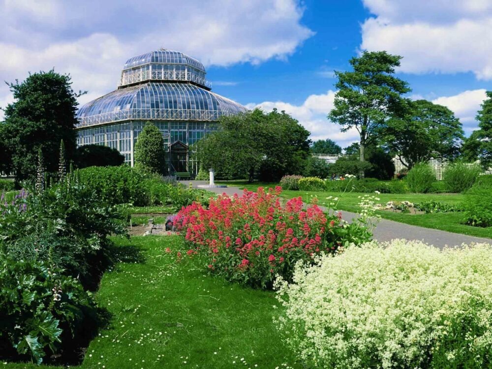 irish national botanic gardens dublin cr alamy