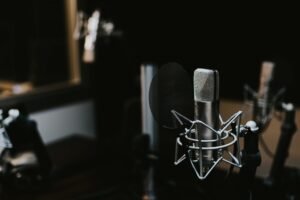 7-Podcasts-to-add-to-your-day