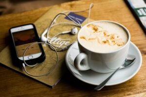 7-Podcasts-to-add-to-your-day