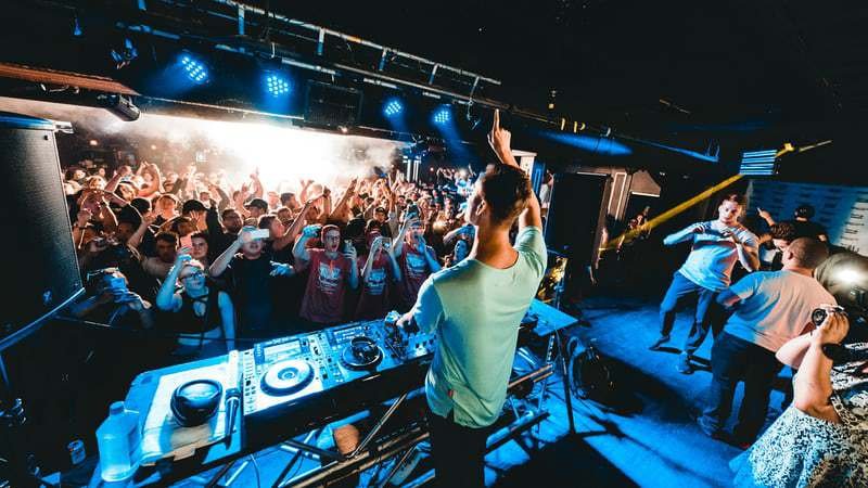 Staying Safe on Nights Out and the UK Needle Spiking Crisis 1 Staying Safe on Nights Out and the UK Needle Spiking Crisis