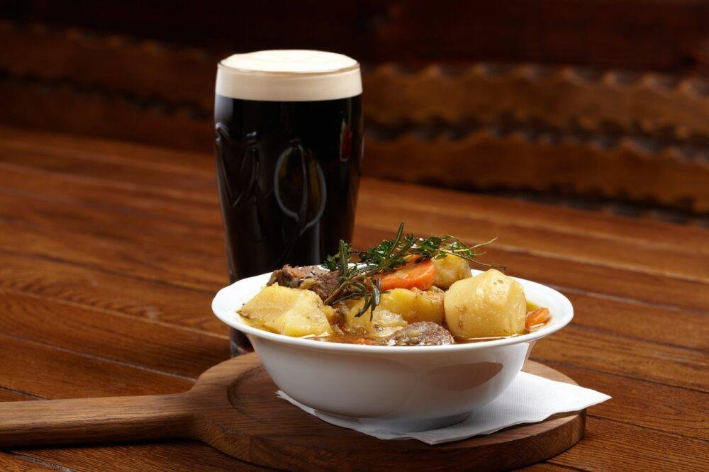 The Best Irish Foods and Drinks to Try When You Move to Ireland