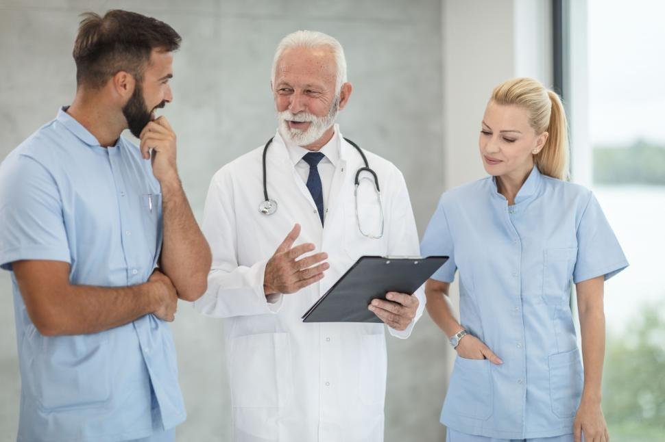 Healthcare & Insurance in Australia 1 Healthcare