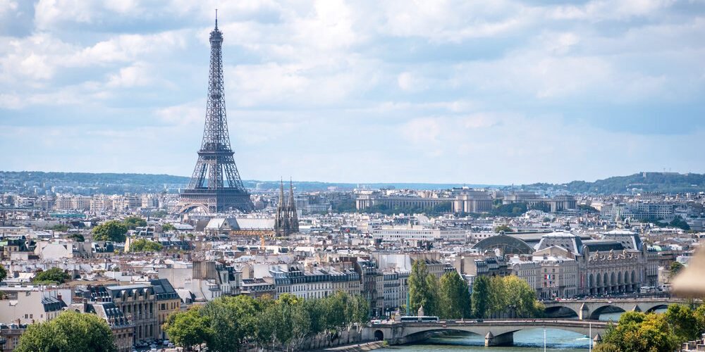 Moving to France Guide: Relocation & Essentials 1 moving to france