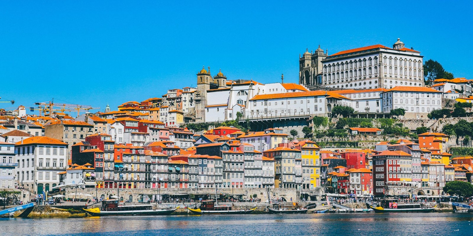 Buying Property in Portugal: A Complete Guide for Expats 1 Buying Property in Portugal
