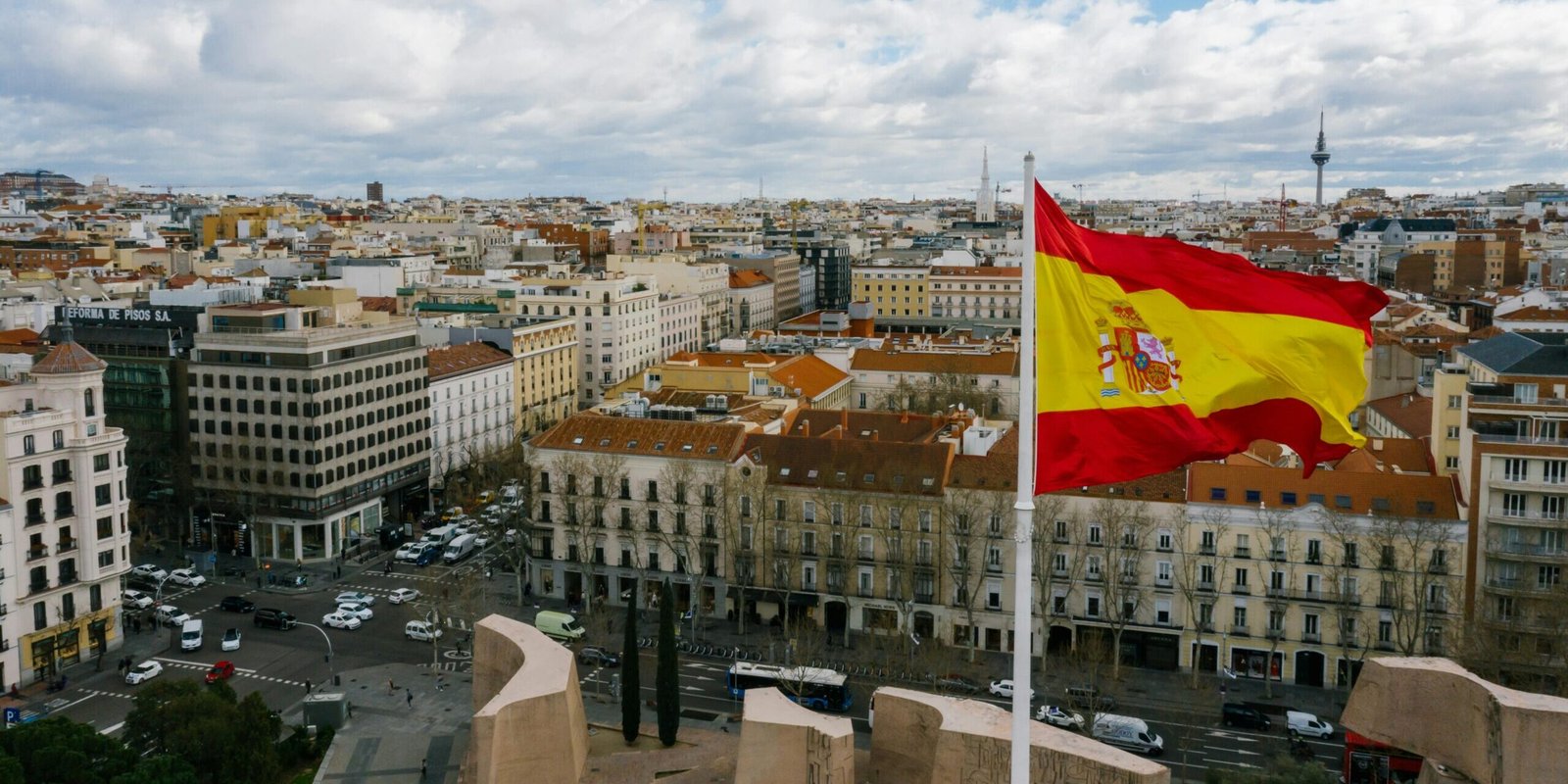 Spain Visa Guide: Types, Applications, Residency & Citizenship Requirements 1 spain visa guide, spain visa, spain residency, spain citizenship