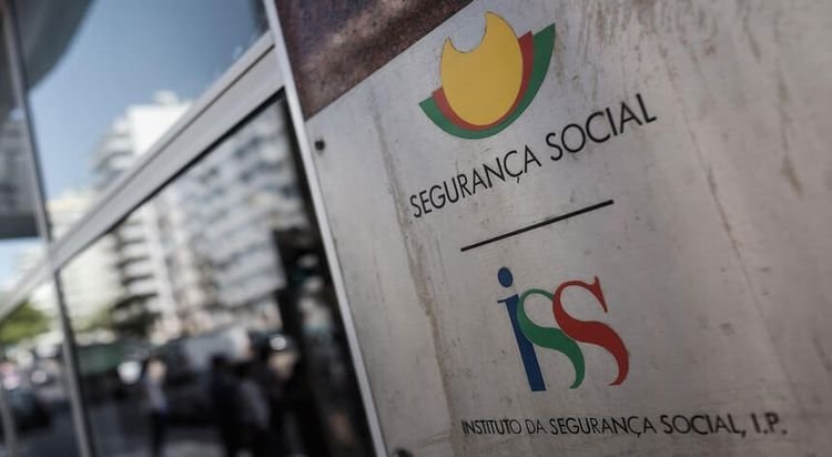 Understanding Taxes and Social Security in Portugal 1 social security