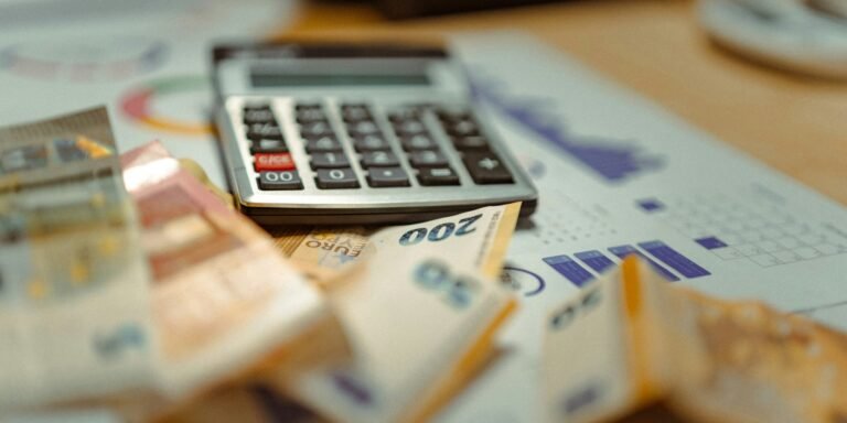 UK Unemployment Benefits: Your Guide to Support & Insurance 1 UK Unemployment Benefits