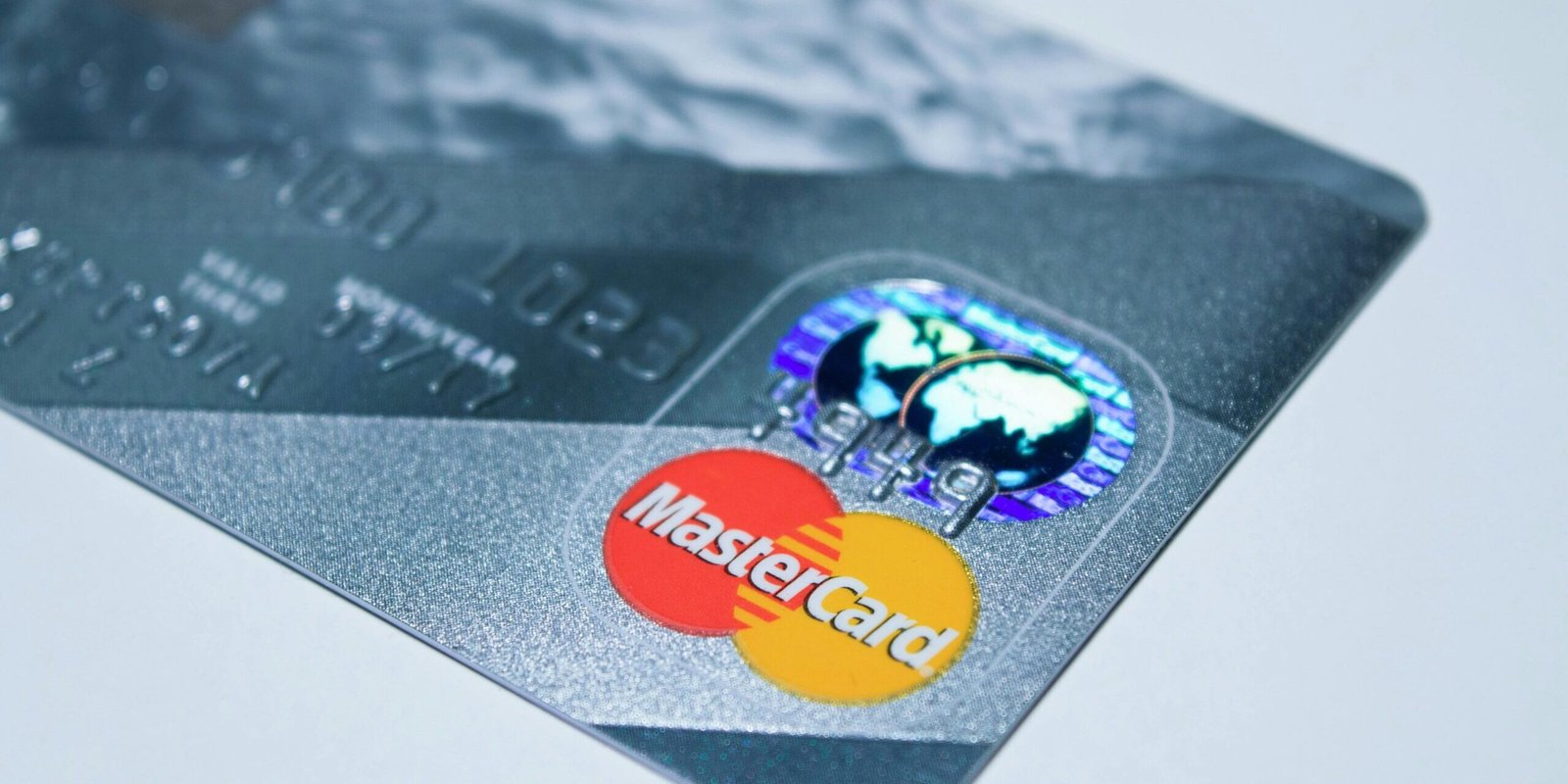 Open a bank account in italy