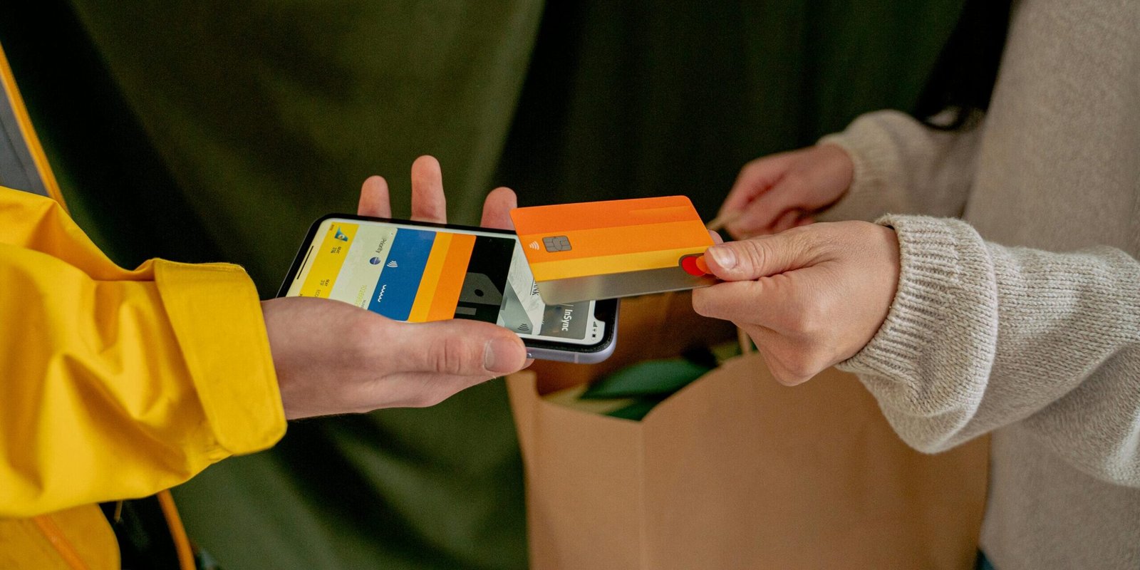 Multi-Currency Account: Why You Need It & 6 Best Brands for Expats