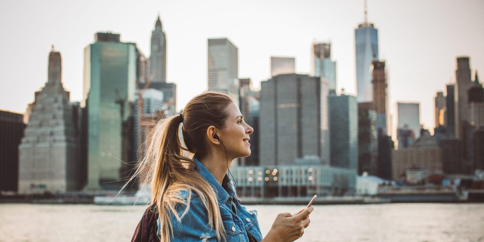 Living abroad: Stay or go home next year? How to decide
