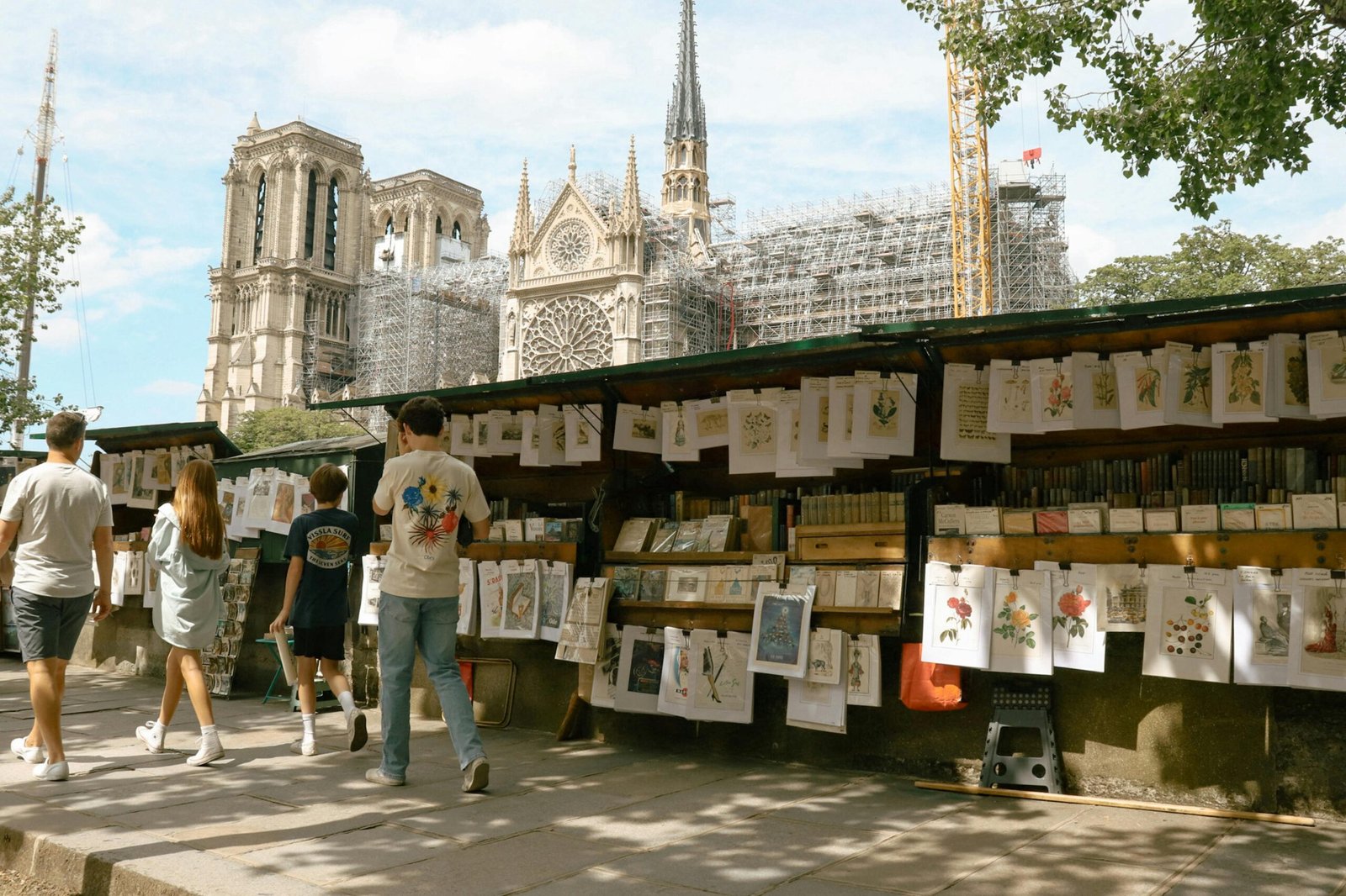 Paris Markets: Hidden Gems Internationals Must Discover