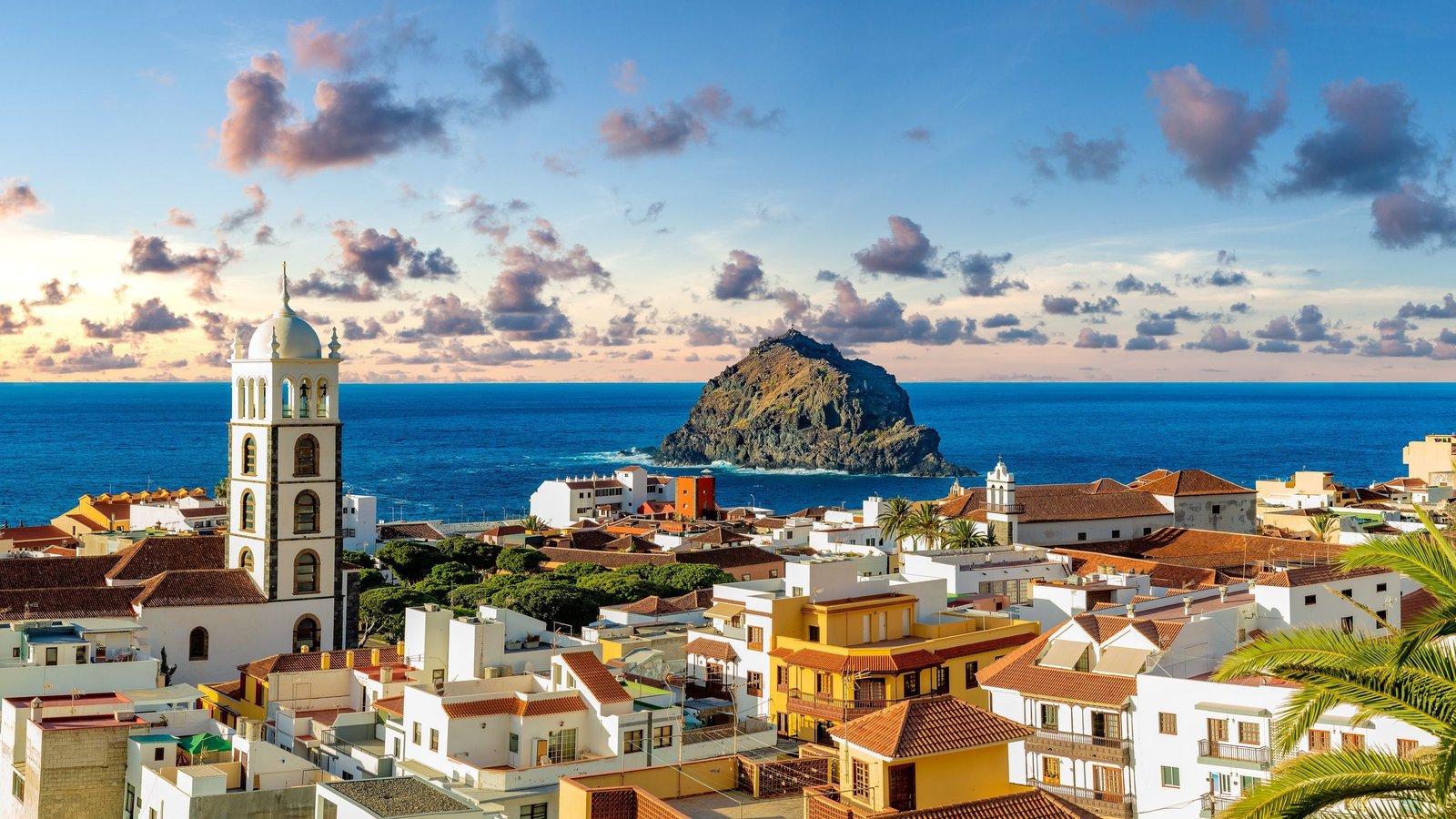 The Spanish Summer Lifestyle Foreigners Become Addicted To
